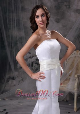 Strapless Mermaid Satin Belt Bridal Dress With Brush Train