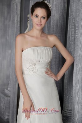 Appliques Brush Train Bridal Wedding Gown Strapless Taffeta