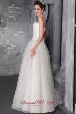 Floor-length Beaded Wedding Dress Strapless Princess Organza