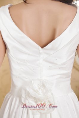 Taffeta Hand Made Flowers Bridal Dress V-neck Floor-length