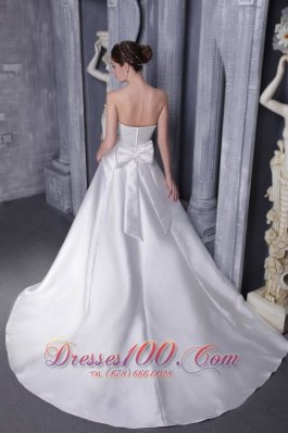 Chapel Train Satin Bridal Wedding Gown Strapless Beading Bowknot