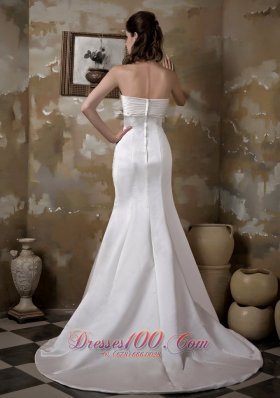 Strapless Mermaid Satin Bridal Gown With Court Train Appliques