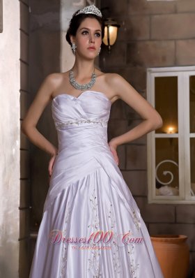 Sweetheart Chapel Train Wedding Gown Appliques With Beading