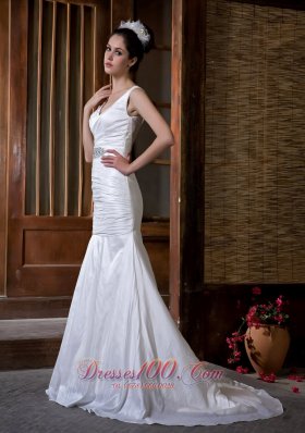 V-neck Mermaid Taffeta Wedding Dress Ruch and Beading Court Train