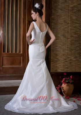 V-neck Mermaid Taffeta Wedding Dress Ruch and Beading Court Train