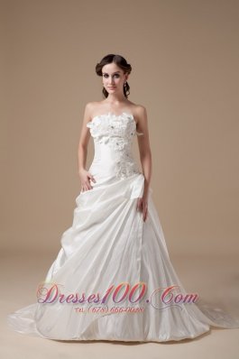 Brush Train Sweetheart A-line Wedding Dress Taffeta Appliques