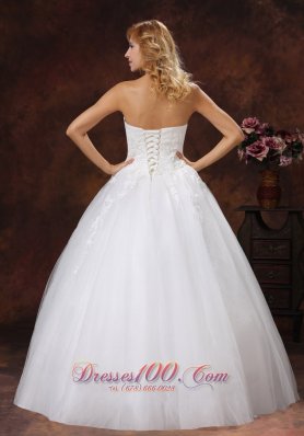 Appliques Strapless Ball Gown Floor-length A-line Wedding Dress