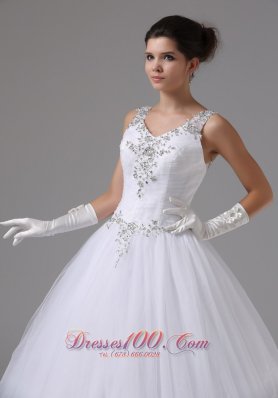 Appliques Decorated Straps Ball Gown Tulle Wedding Dress