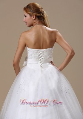 Strapless Princess Bowknot Wedding Gown Appliques With Beading