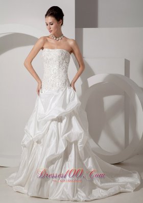 Strapless Court Train A-line Wedding Dress Taffeta Appliques