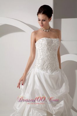 Strapless Court Train A-line Wedding Dress Taffeta Appliques