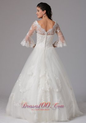 V-neck 3/4 Sleeves A-line Lace Decorated Wedding Dress In Tulle