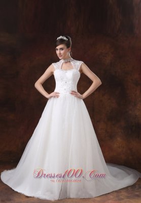 Organza High Neckline Bridal Dress With Appliques Decorate