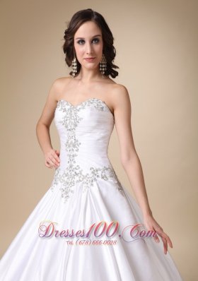 Sweetheart Ball Gown Beading Wedding Dress White Taffeta