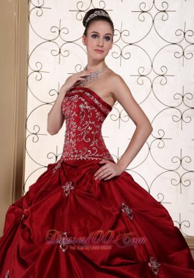 Wine Red Strapless Bridal Gown Pick-ups Embroidery Taffeta