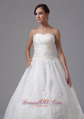 Tulle Ball Gown Sweetheart Bridal Dress Ruched Appliques