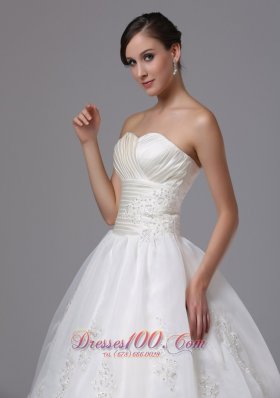 Tulle Ball Gown Sweetheart Bridal Dress Ruched Appliques