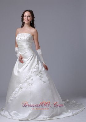 Strapless Embroidery Wedding Gown Ruched A-line Court Train