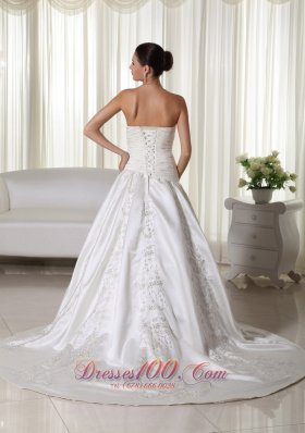 Sweetheart Satin Wedding Dress Embroidery A-line Chapel Train