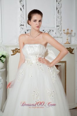 Floor-length Ball Gown Wedding Dress Tulle Beading Strapless