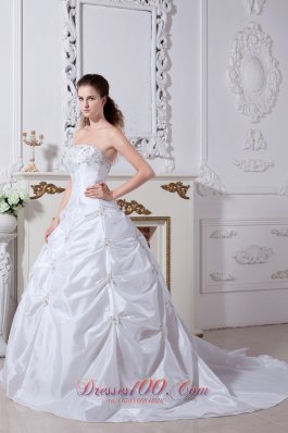 Taffeta Court Train Wedding Gown Strapless Embroidery