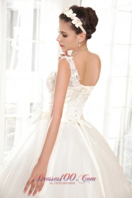 Straps V-neck Tulle and Taffeta Appliques Wedding Dress