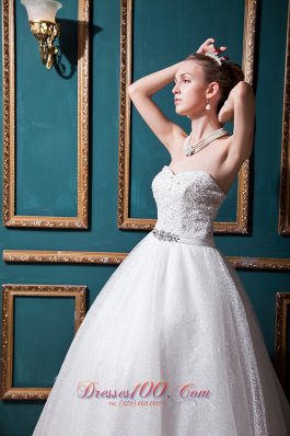 Ivory Wedding Gown Dress Beaded bodice Satin and Tulle