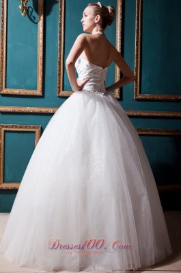 Sweetheart Floor-length Tulle ball gown Beading Wedding dress