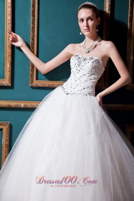 Sweetheart Floor-length Tulle ball gown Beading Wedding dress