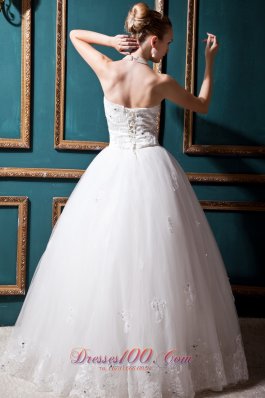 Ball Gown Strapless Floor-length Tulle Beading Wedding Dress