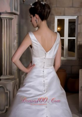 V-neck Chapel Train Satin Wedding Dress with Hand Made Flower