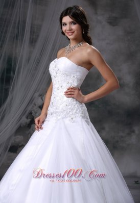 Lace With Beading Chapel Train Tulle 2013 Wedding Dress