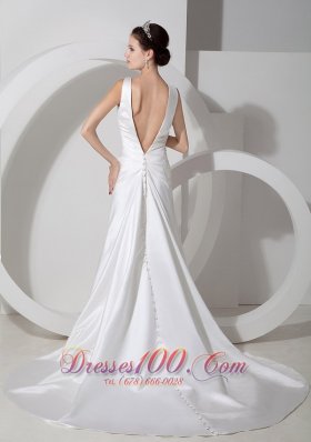 Column Wedding Dress V-neck Court Train Ruch and Appliques