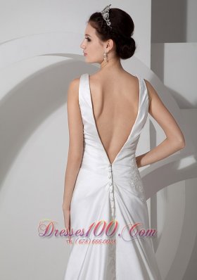 Column Wedding Dress V-neck Court Train Ruch and Appliques