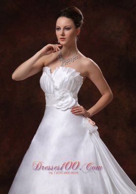 Sweetheart Hand Made Flowers Wedding Dress Chapel Train