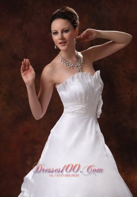 Sweetheart Hand Made Flowers Wedding Dress Chapel Train