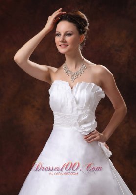 Sweetheart Hand Made Flowers Wedding Dress Chapel Train