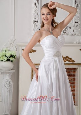 Sweetheart Wedding Dress Empire A-line Appliques Brooch