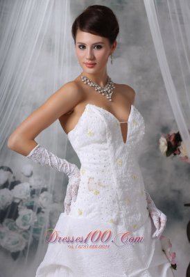 Tiered Wedding Gowns Handed Flower Special Fabric