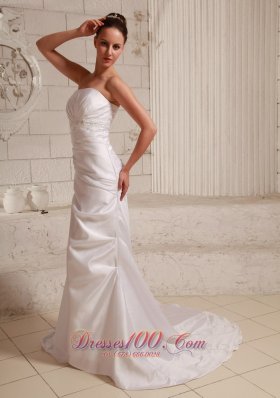 Low Cost Taffeta Appliques Outdoor Wedding Dress Court