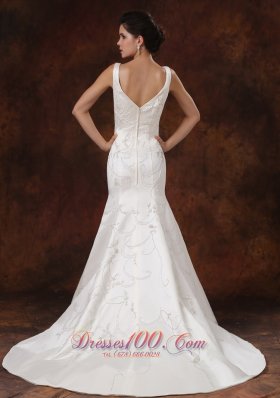 V-neck Embroidery Mermaid Garden Wedding Dress Court Train