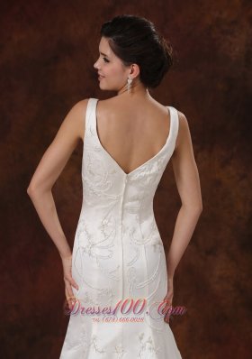 V-neck Embroidery Mermaid Garden Wedding Dress Court Train