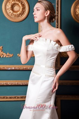 Special Off The Shoulder Bridal Dresses Court Train Satin