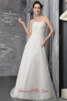 Gorgeous Appliques Beaded Bridal Dress Strapless Court Tulle