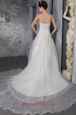 Strapless Hall Wedding Gowns Chapel Train Ruffles Organza