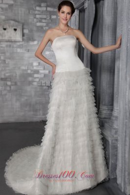 Romantic Tulle Ruffles Winter Church Wedding Dress Strapless