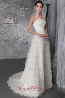 Romantic Tulle Ruffles Winter Church Wedding Dress Strapless