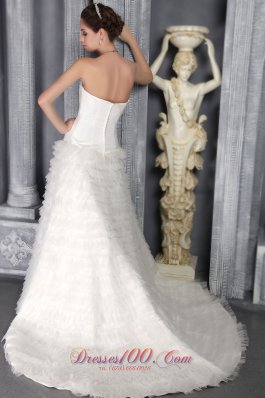 Romantic Tulle Ruffles Winter Church Wedding Dress Strapless