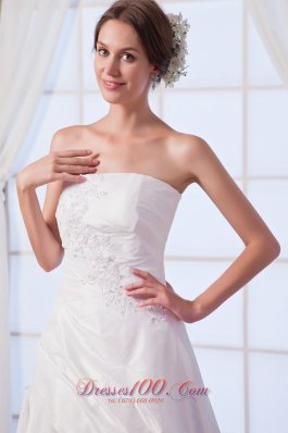 Appliques Bridal Dress A-line Strapless Princess Anne Style