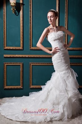 Beautiful Mermaid Bridal Gowns Ruffles Court Train Organza